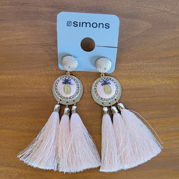 NWT Pineapple Studs with pale pink tassles Simmons Fashion  Jewelry Earrings - Picture 3 of 5